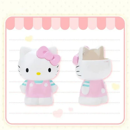 Hello Kitty and friends pen holder