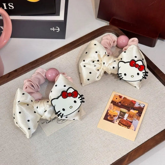 Hello Kitty's hair clip